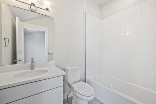 full bathroom with washtub / shower combination, vanity, and toilet