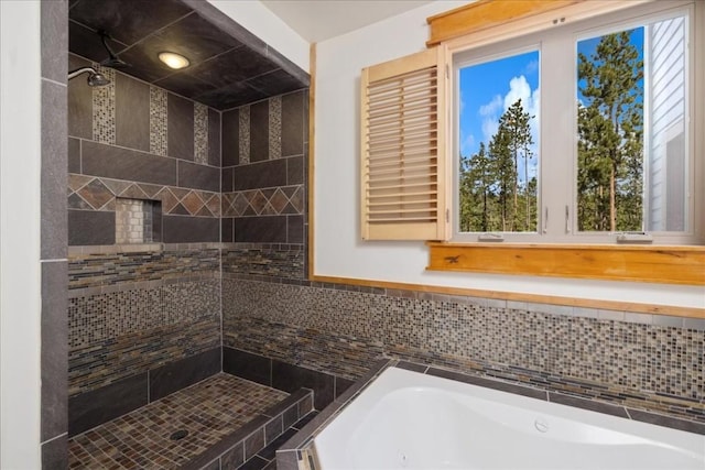 121 Shekel Ln, Breckenridge, CO 80424 - full bath featuring a tub with jets, tiled shower, and tasteful backsplash
