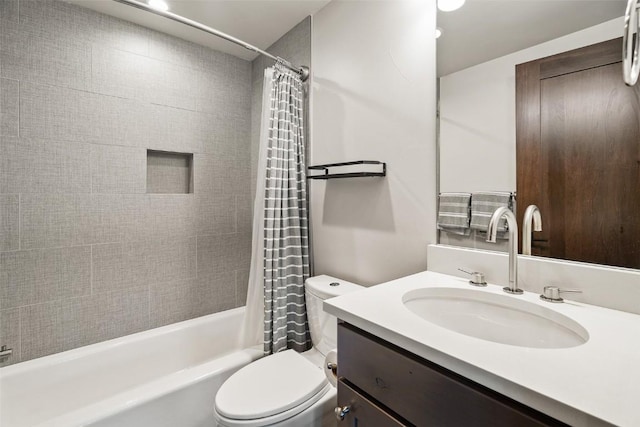 18 Lena Way, Silverthorne, CO 80498 - full bathroom with vanity, toilet, and shower / tub combo