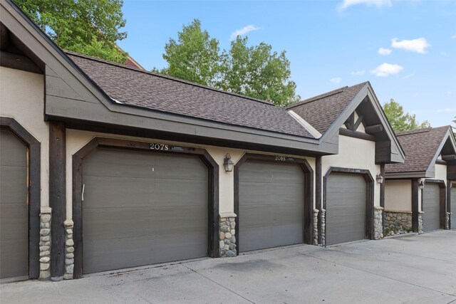 33 Broken Lance Dr Unit 207S, Breckenridge, CO 80424 - view of garage