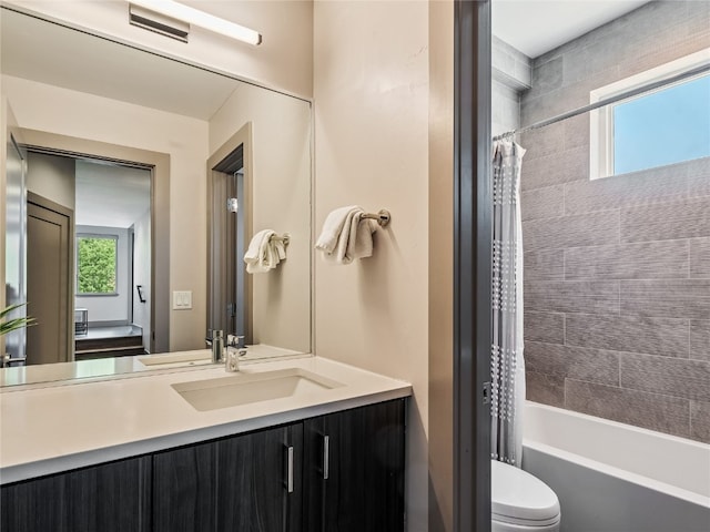 184 Caravelle Dr Unit 20, Keystone, CO 80435 - bathroom featuring vanity and shower / tub combo