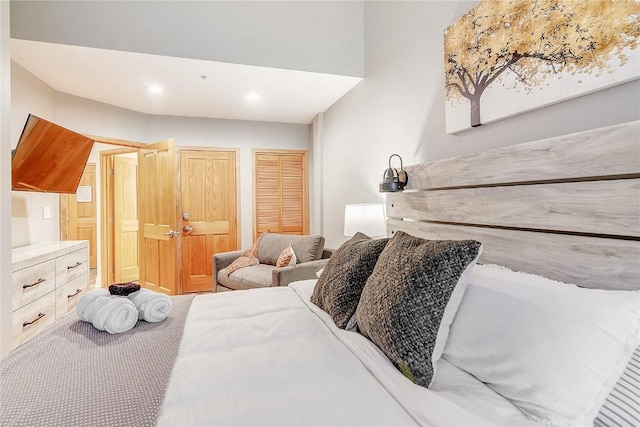 140 Ida Belle Dr Unit 8294, Dillon, CO 80435 - carpeted bedroom featuring multiple closets and recessed lighting