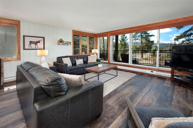 21620 US Highway 6 Unit 2152, Keystone, CO 80435 - living room with wood finished floors