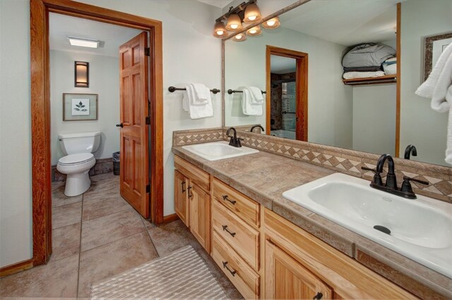 21620 US Highway 6 Unit 2152, Keystone, CO 80435 - full bath featuring toilet and double vanity
