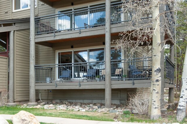 21620 US Highway 6 Unit 2152, Keystone, CO 80435 - back of house featuring a balcony