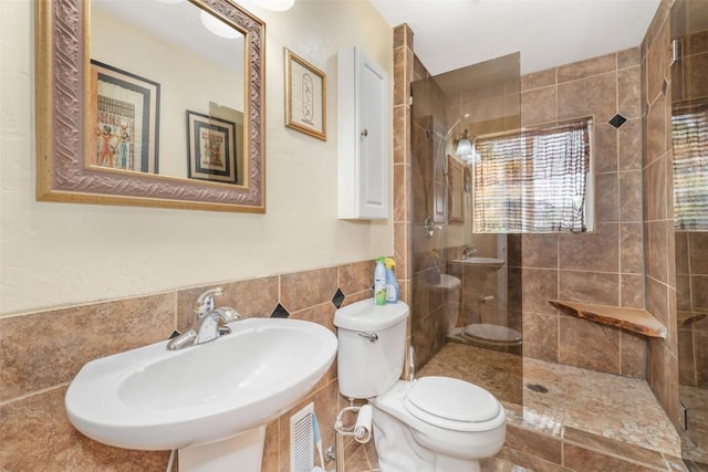 186 E Jefferson Ave, Hayden, CO 81639 - full bathroom featuring tile walls and tiled shower