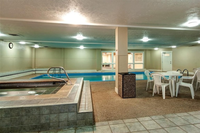 view of pool featuring a swimming pool