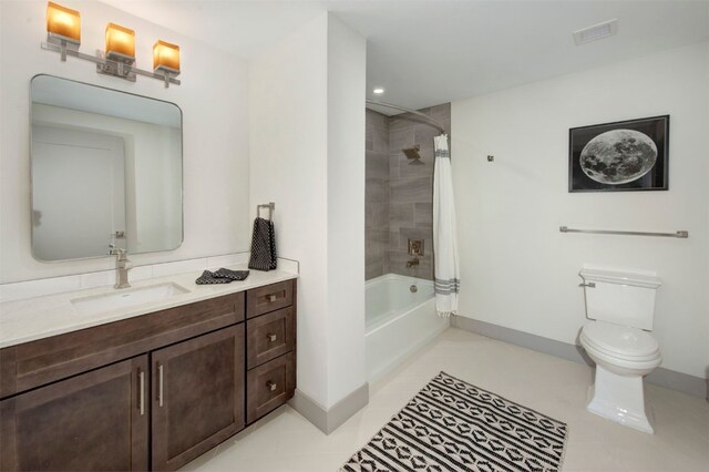 37 W 4th St Unit 201E, Silverthorne, CO 80498 - living area with a fireplace and light wood-style flooring