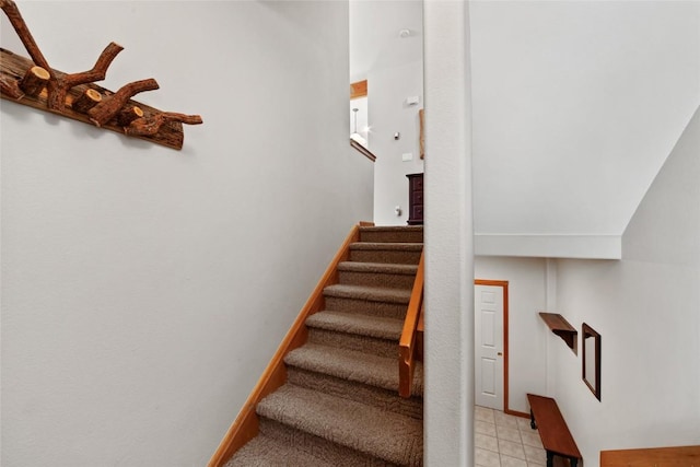 118 Lookout Ridge Dr Unit 118, Dillon, CO 80435 - view of staircase