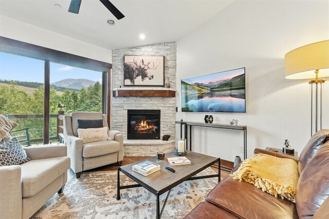 421 Rainbow Dr Unit 2, Silverthorne, CO 80498 - photo 2