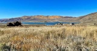 24330 Arapahoe Rd, Oak Creek, CO 80467