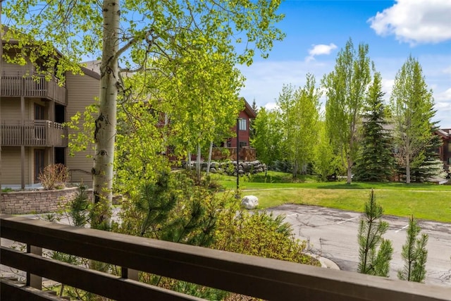 2700 Village Dr Unit C107, Steamboat Springs, CO 80487 - view of home's community with a yard