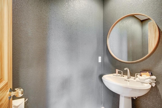 181 Red Fox Ct, Breckenridge, CO 80424 - bathroom featuring a sink