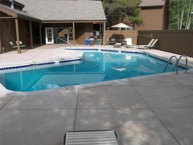 373 Wild Irishman Rd Unit 1071, Keystone, CO 80435 - community pool with a patio area