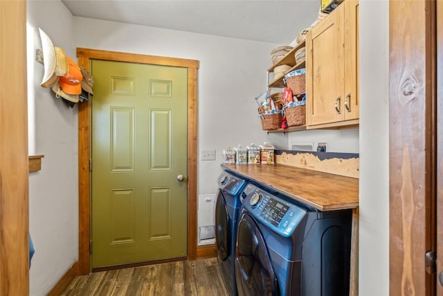 27100 Beaver Canyon Dr, Clark, CO 80428 - laundry area featuring cabinet space, washing machine and clothes dryer, and dark wood-style flooring