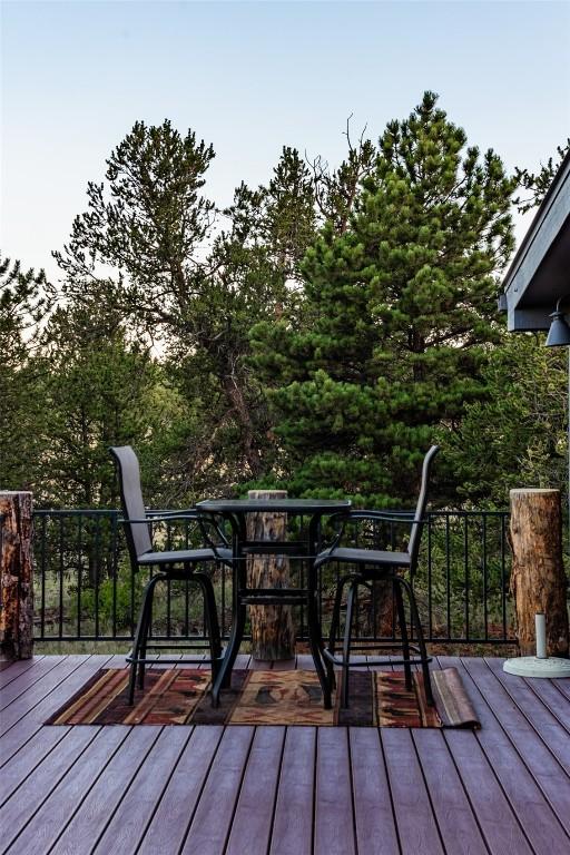 deck featuring outdoor dining space