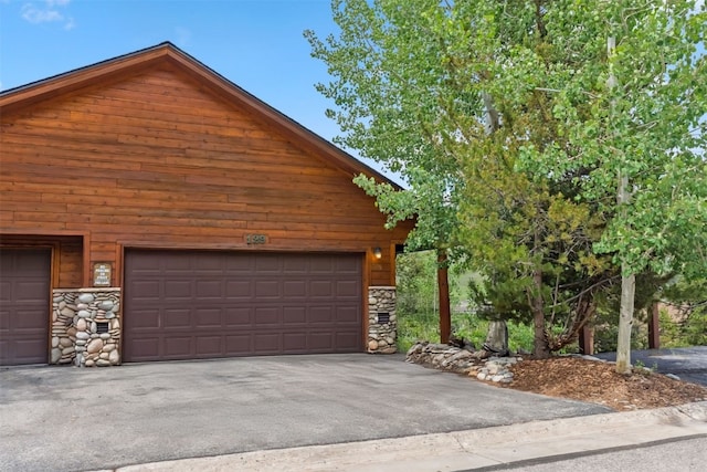 129 Lookout Ridge Dr Unit 129, Dillon, CO 80435 - view of garage
