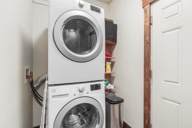 554 Lakeview Dr, Breckenridge, CO 80424 - washroom with stacked washer / dryer