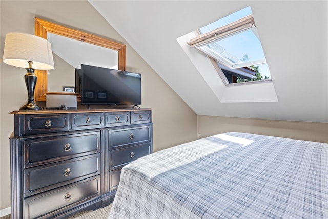 100 S Park Ave Unit E321, Breckenridge, CO 80424 - bedroom featuring a skylight and lofted ceiling