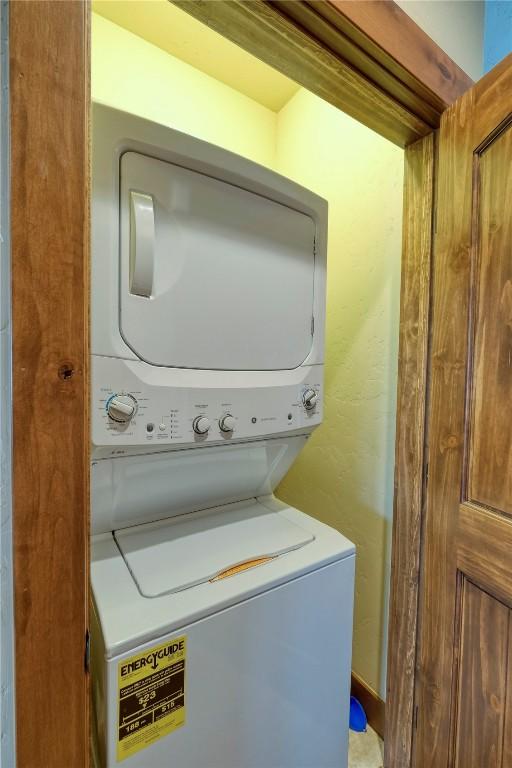 421 Rainbow Dr Unit 12, Silverthorne, CO 80498 - laundry area featuring stacked washer / dryer