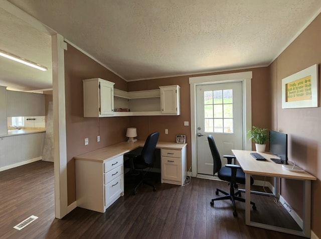 21762 4th Ave, Phippsburg, CO 80469 - office area with dark wood-style flooring, a textured ceiling, and crown molding