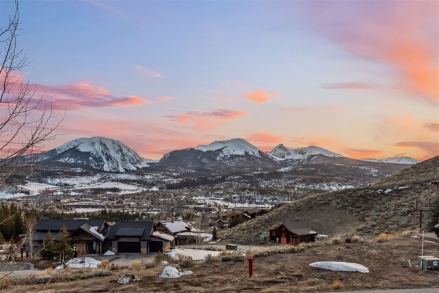 property view of mountains