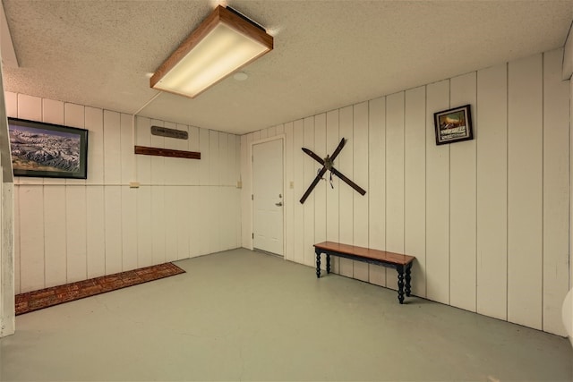 922 Braddock Dr, Breckenridge, CO 80424 - below grade area featuring a textured ceiling