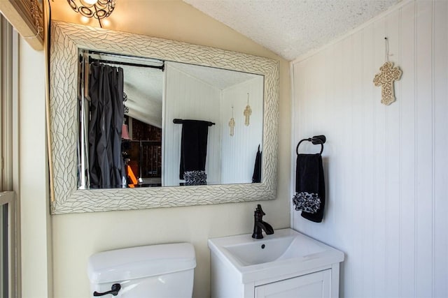 7237 Ryan Gulch Rd Unit 307, Silverthorne, CO 80498 - full bath with vanity and a textured ceiling