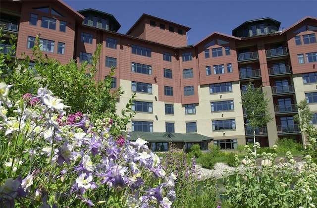 2300 Mt Werner Cir Unit 226/227Qiv, Steamboat Springs, CO 80487 - view of apartment building / complex