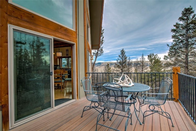 3222 Middle Fork Vis, Fairplay, CO 80440 - balcony featuring outdoor dining space