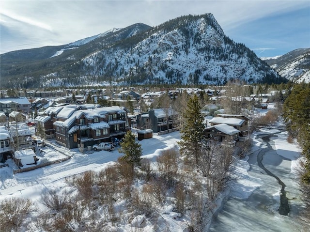 property view of mountains