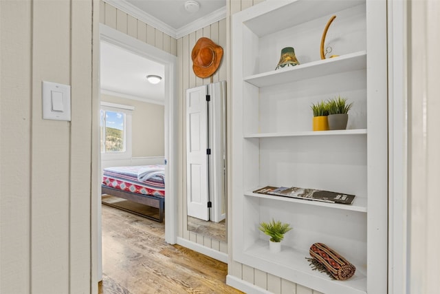 67 Peaks View Ct Unit 232, Blue River, CO 80424 - hallway with ornamental molding, wood finished floors, and built in features