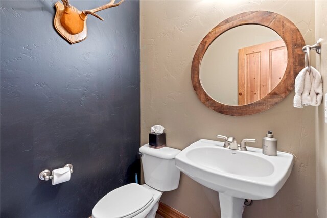 73 Chestnut Ln Unit 73, Breckenridge, CO 80424 - bathroom with toilet and a sink