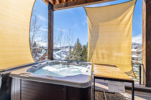 balcony with a hot tub