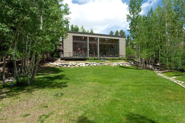 21640 US Highway 6 Unit 2122, Keystone, CO 80435 - view of green lawn