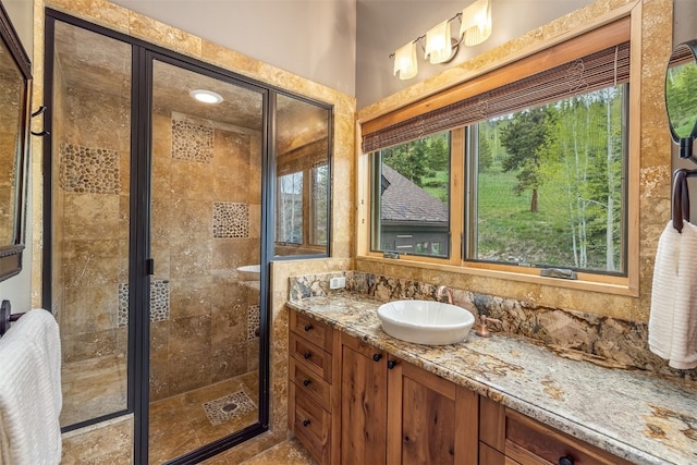 2655 Hunters Knob Rd, Silverthorne, CO 80498 - full bath with a stall shower and vanity