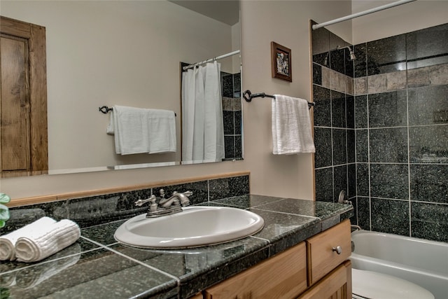 74 Stag Trl Unit 74, Dillon, CO 80435 - full bath with vanity and shower / bath combo