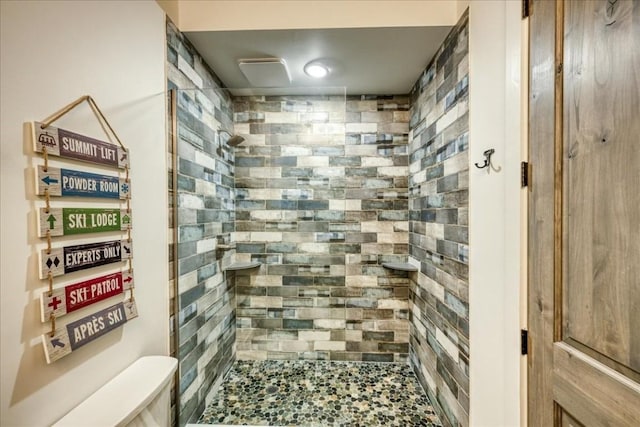 102 Lake Ridge Cir Unit 1888, Keystone, CO 80435 - full bathroom with a tile shower and toilet