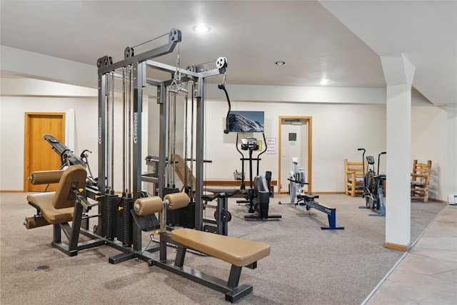 23177 Barbour Dr Unit 14, Keystone, CO 80435 - workout room featuring baseboards and carpet