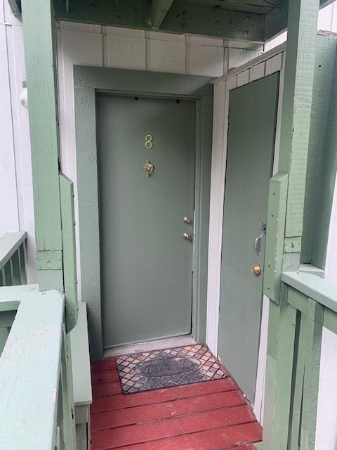 view of exterior entry