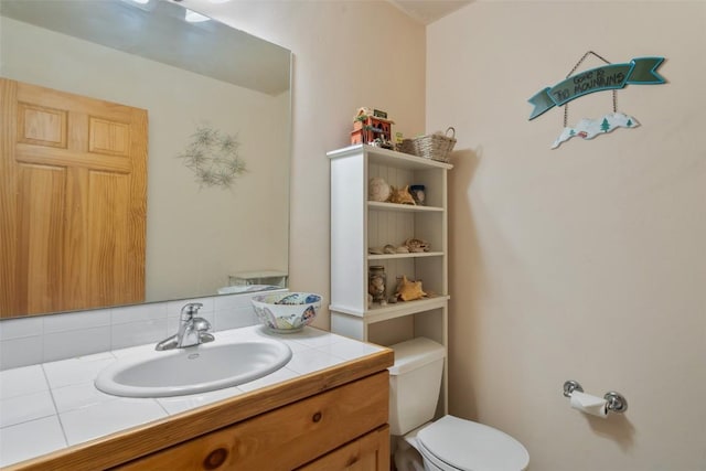 12 Raindance Trl, Dillon, CO 80435 - half bathroom with tasteful backsplash and vanity