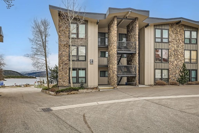 120 E Ln Bonte St Unit 109, Dillon, CO 80435 - view of property with a water view