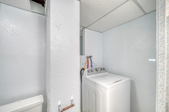 laundry room with washer / clothes dryer