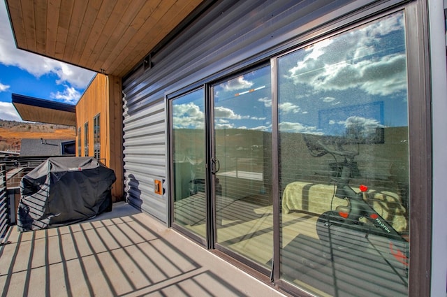 balcony featuring grilling area