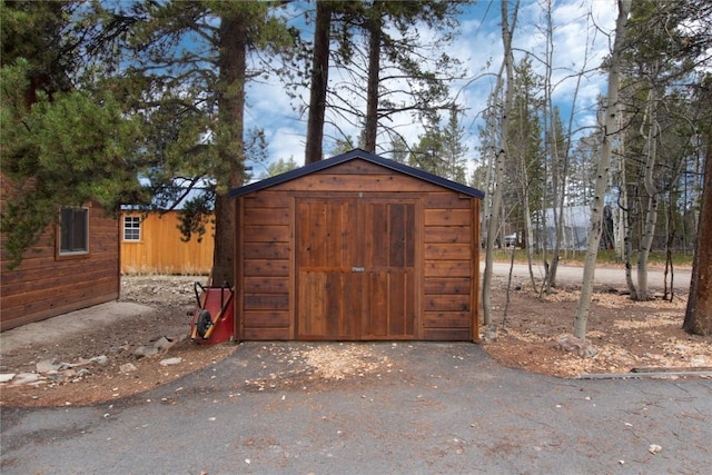 view of outbuilding