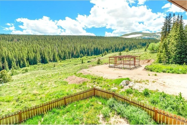 view of yard with a mountain view