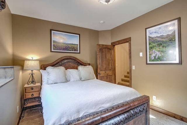 view of carpeted bedroom