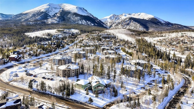 property view of mountains