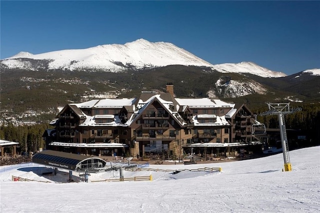 property view of mountains