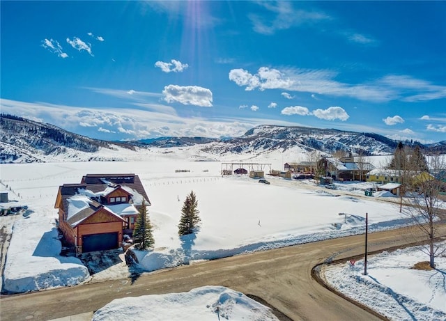 property view of mountains